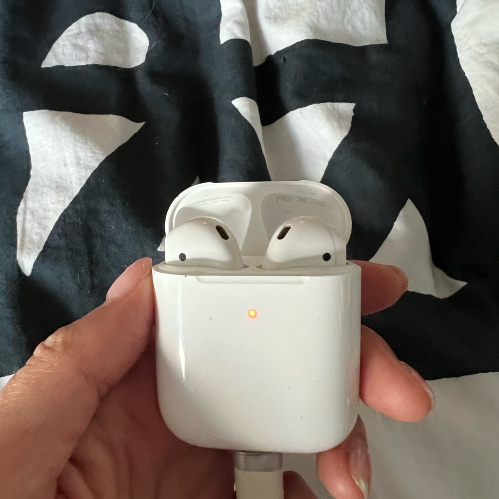 AirPods (2nd gen) with charging case